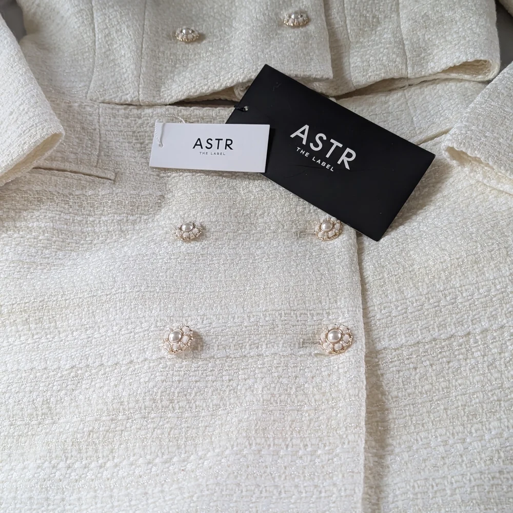 Astr Cream Tweed Double-Breasted Cropped Blazer & Mini Skirt Set - Picture 7 of 11